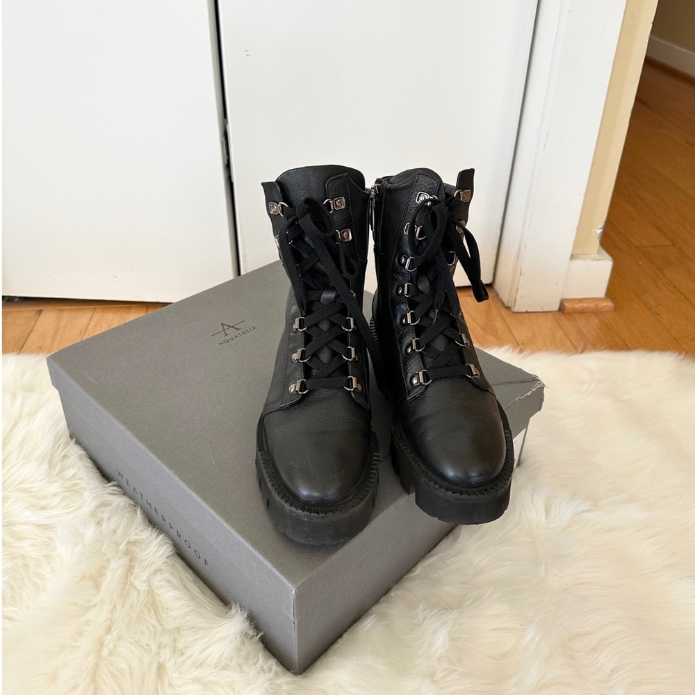 Auth Aquatalia Women’s Alyssa Black Leather Lace up Tumbled Calf Moto Boots 7.5 - Picture 4 of 11